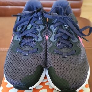 Nike Renew Run 2 Sneakers In Box